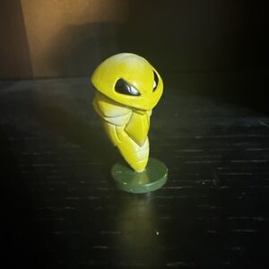 VINTAGE ORIGINAL POKEMON Tomy CGTSJ KAKUNA FIGURE